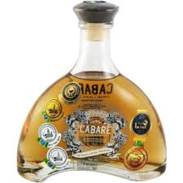 Cachaça Extra Premium / Brazilian Sugar Cane Spirit Extra Premium CABARÉ - 700ml