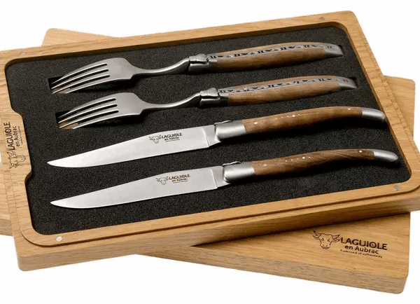 Laguiole en Aubrac CCF99NOIHL ménagère 4 pièces noyer