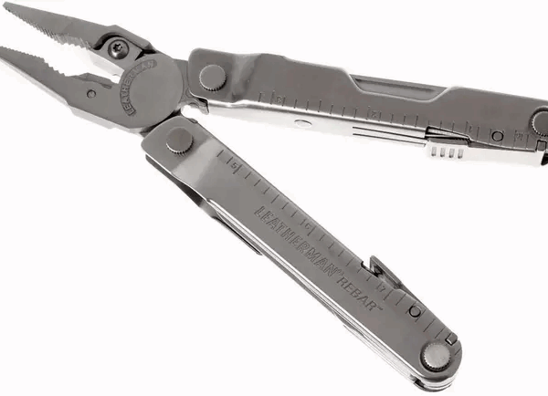 Outil multifonction Leatherman Rebar, étui en nylon