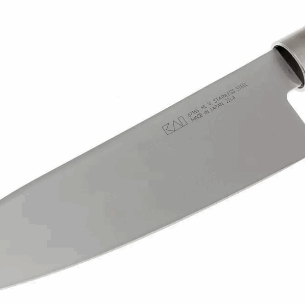 Kai Wasabi Noir santoku 16.5cm 6716S