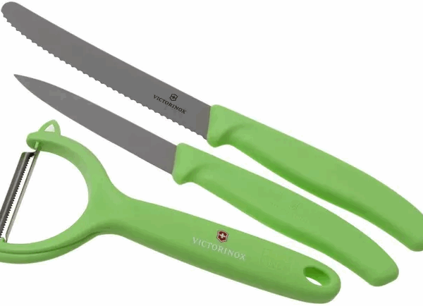 Victorinox SwissClassic 6.7116.22L42 Set de 3 couteaux à légumes, vert