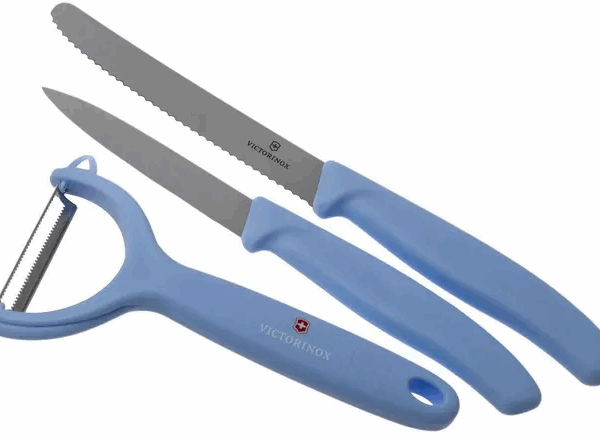 Victorinox SwissClassic 6.7116.33L22 Set de 3 couteaux à légumes, bleu