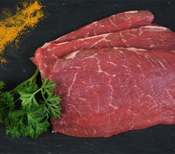 Pierrade de bœuf (rumsteack, rond de tranche grasse, poire, merlan)