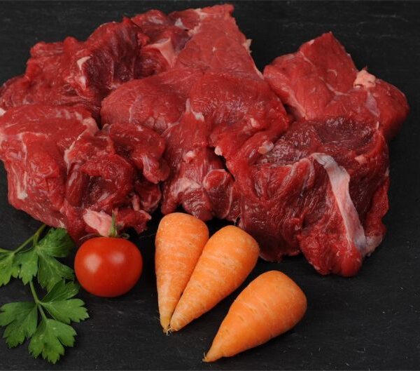Viande à bourguignon (paleron, jumeau, collier, gîte, macreuse)