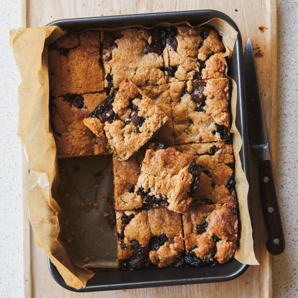 Wholemeal Dried Fruit Slice