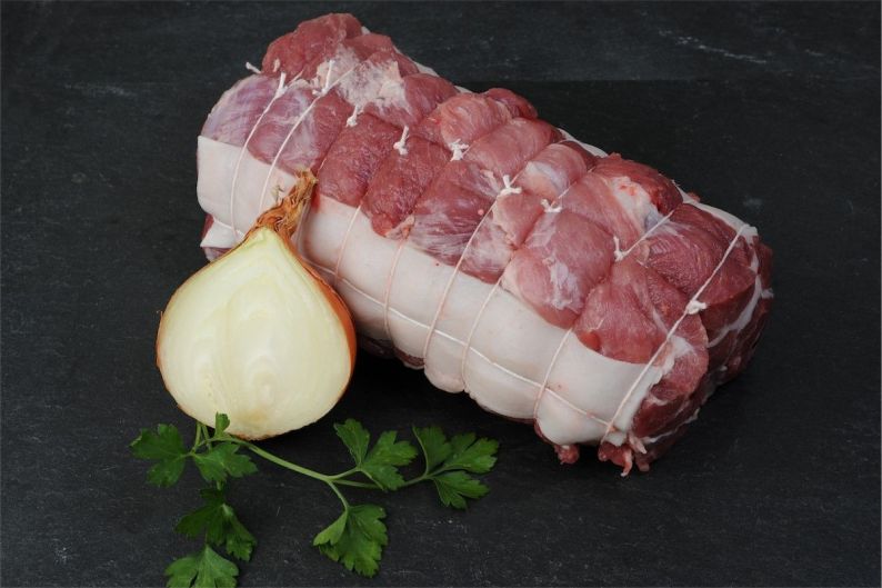 Rôti échine de porc sans os